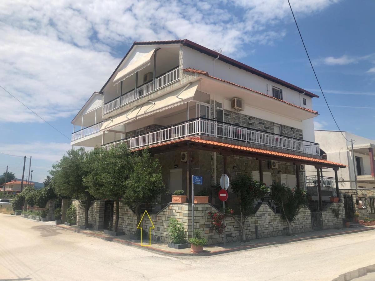 Villa Kostas Accommodations - Nea Vrasna Exterior photo